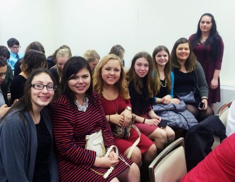 Adviser Kendall Huffman with her journalism students at the State Capitol to testify on behalf of the Speech Rights for Scholastic Journalists Act.