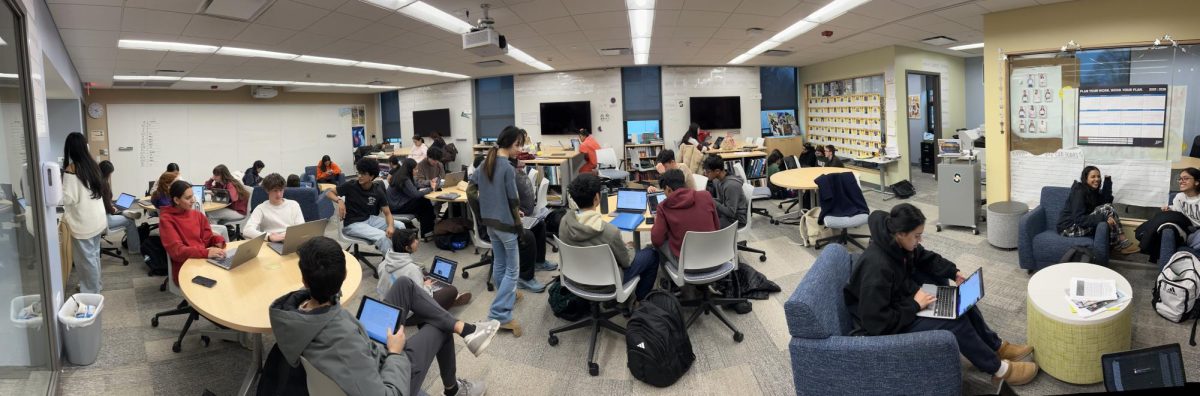Newsroom
Stevenson High School
Lincolnshire, IL